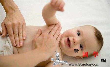 新生儿抚触可以增强宝宝免疫力吗每天坚持给宝_滑动-免疫力-超乎-增强-