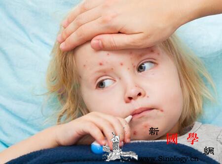 儿童秋季荨麻疹如何治疗_荨麻疹-患病-秋季-食物-