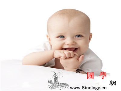 盘点婴幼儿皮肤护理的误区_汗液-分泌物-红斑-婴幼儿-