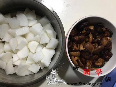 红烧香菇白萝卜防治流感的养生素菜_电锅-香菇-酱油-调味料-