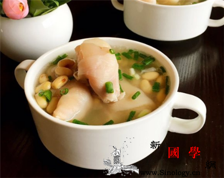 猪蹄黄豆汤的做法下奶_桂皮-料酒-烧开-猪蹄-