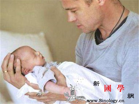 新生儿肺炎出院后怎么护理从这5个方面入手_还需要-肺炎-房间里-出院-