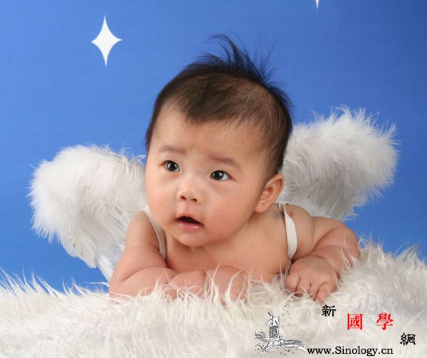 宝宝生活六不宜_羊毛脂-弹簧床-脊柱-皮鞋-