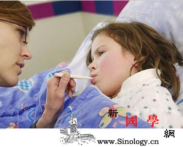 秋季儿童发烧如何治疗_剂量-降温-秋季-身体-