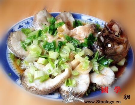 鲈鱼怎么做下奶_鲈鱼-黑木耳-料酒-怎么做-