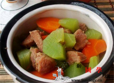 产妇牛腩的做法大全_莴笋-牛腩-芋头-产妇-