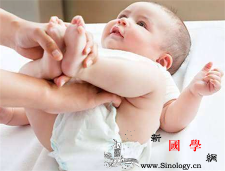 新生儿晚上要起来换尿布吗_尿布-睡着了-湿了-晚上- ()