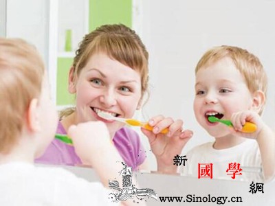 儿童刷牙用什么牙膏好_香型-驼背-牙膏-刷牙-