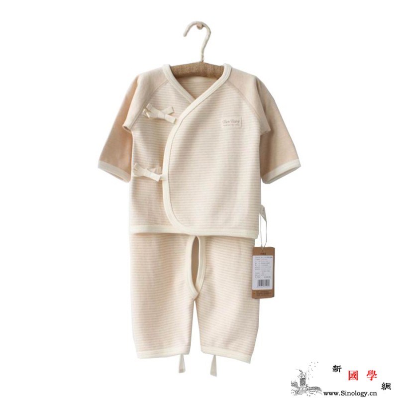 宝宝冬天出生要准备什么衣服新生儿冬天衣物准_连身-衣物-袜子-清单-