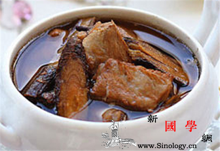 何首乌怎么吃效果最好_何首乌-黄鳝-食盐-冰糖-