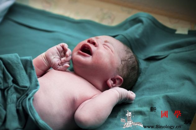 怎样判断新生儿是否健康新生宝宝健康的标准_脉搏-婴儿-判断-宝宝-