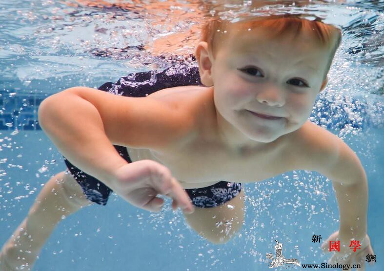 儿童游泳的最佳时间_胸廓-屏气-肺活量-水温-