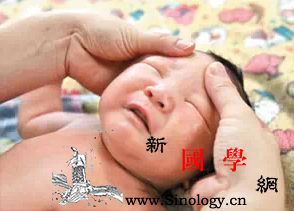 新生儿抚触手法图片新生儿抚触好处多_上肢-触手-前额-滑动-