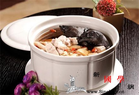 坐月子乌鸡汤的做法_乌鸡-坐月子-山药-海带-