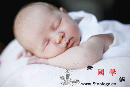 婴儿护理的6个注意事项和8大误区一不小心就_黄疸-脐带-误区-护理-