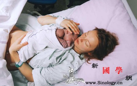 分娩时痛的死去活来胎宝宝在干嘛？_产道-分娩-衔接-配合-