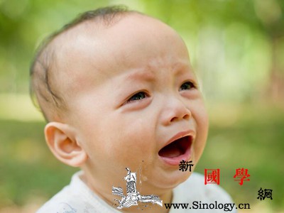 孩子一哭就尿裤子是怎么回事_膀胱-调理-升高-裤子-