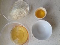 广式绿豆沙月饼_花生油-糖浆-将其-蛋黄-