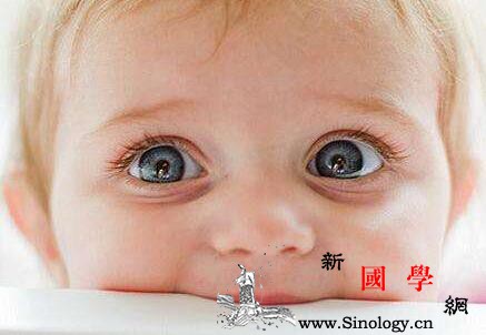 新生儿眼睛的常见问题有哪些_眼屎-导致-眼睛-眼热-