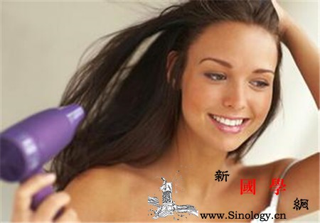 月子洗头能用吹风机吗_坐月子-吹风机-头发-月子-