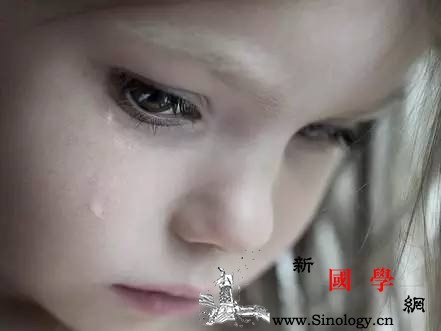 当孩子哭泣时请把你的耳朵借给TA_哭泣-父母-妈妈-孩子-