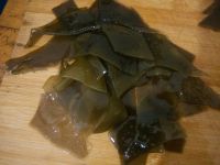 海带豆腐蘑菇汤_虾皮-茶匙-胡椒粉-咸味-