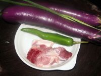 油焖茄子_里加-肉末-茶匙-蒜头-