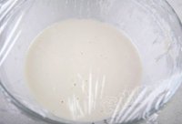 润菜饼_面糊-蒜泥-面皮-虾仁-