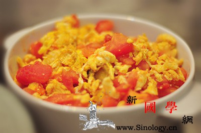 月子餐食谱推荐：番茄炒蛋_外皮-勺子-西红柿-番茄-