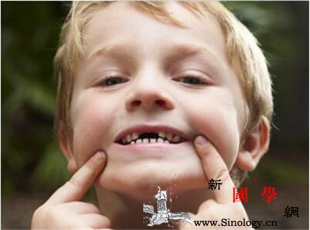 儿童龋齿的原因有哪些_釉质-龋齿-刷牙-细菌-
