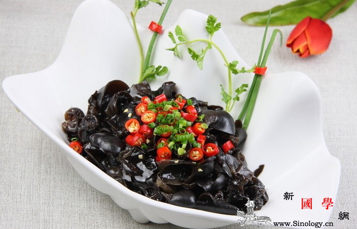 雾霾天气孕妇吃什么好？孕妇防雾霾食物推荐_猪血-黑木耳-氨基酸-吃什么-