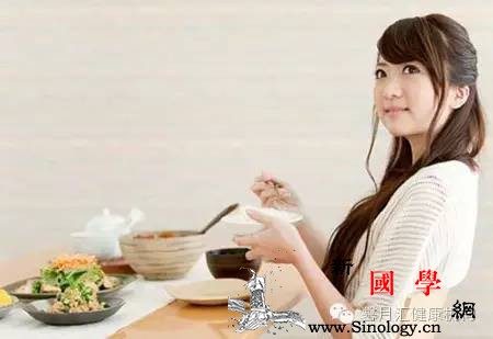 坐月子期间新妈妈应注意的六大饮食禁忌_服用-婴儿-食物-坐月子-