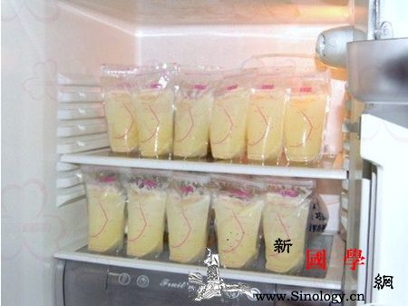 吸奶器吸出来的奶能放多久_乳汁-母乳-冷冻-容器-