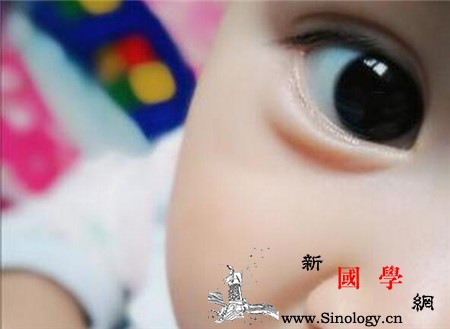 先天性泪囊炎的症状_泪液-眼屎-分泌物-眼睑-