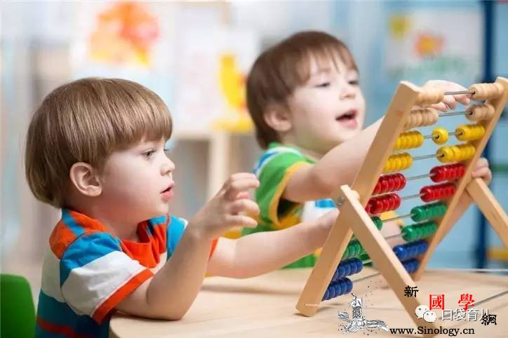 如何培养宝宝的数学能力？很实用的15个妙招！_块儿-孩子们-积木-角形-