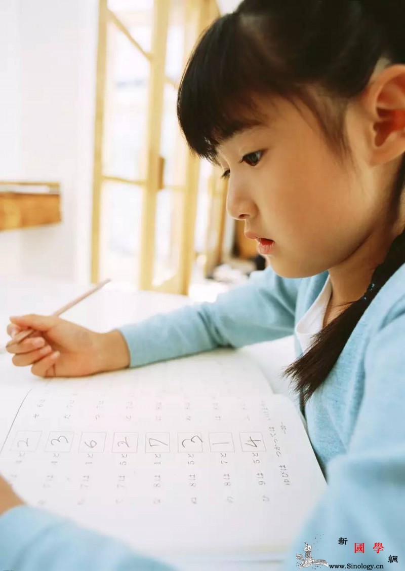 作业写太慢、太潦草、太粗心？12招克服4大_天兵-功课-孩子-抄写-