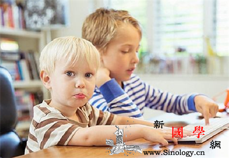 宝宝几岁可以学英语_英语-学英语-几岁-学习英语-