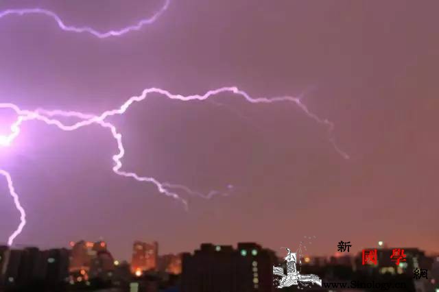 处暑到了一年中最适合怀孕的时候！_处暑-节气-开窗-橡皮树-怀孕准备