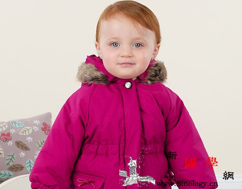 宝宝穿新衣服过敏怎么办春节穿新衣小心“新衣_哮喘-衣服-宝宝-孩子-