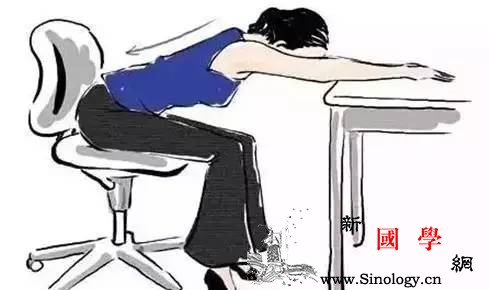 月经来了怎么睡觉好？这么睡赶走妇科疾病和痛经_睡姿-月经-经期-女性-怀孕准备