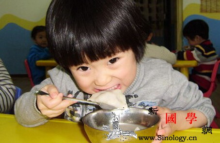 几个月宝宝可以吃饺子_面团-紫菜-几个月-调料-
