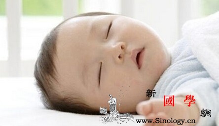 宝宝睡觉呼吸不均匀是什么原因_开窗-睡前-睡眠-呼吸-