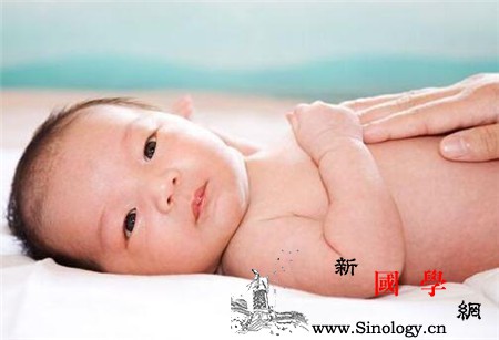 婴儿呼吸像猪叫声4至6个月大前会消失_会有-鼻塞-鼻腔-鼻子-