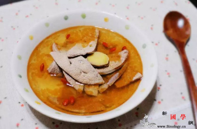 坐月子42天护理怎么做第1天护理知识_顺产-吸吮-猪肝-产后-