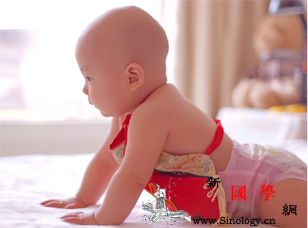 夏天宝宝要不要穿肚兜_肚兜-肚脐-腹部-夏天-