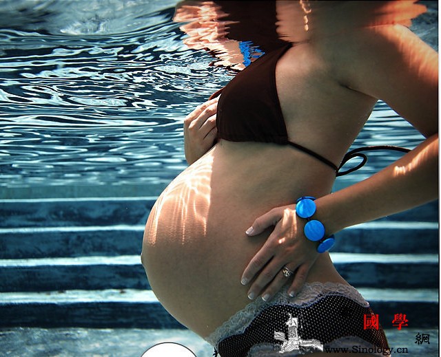孕妇夏天游泳注意事项_水温-子宫-孕妇-注意事项-