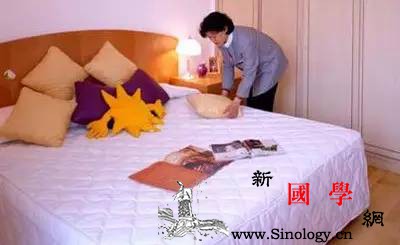 孩子不懂礼貌妈妈没有批评他只问了2个问题_尊重-父母-妈妈-孩子-