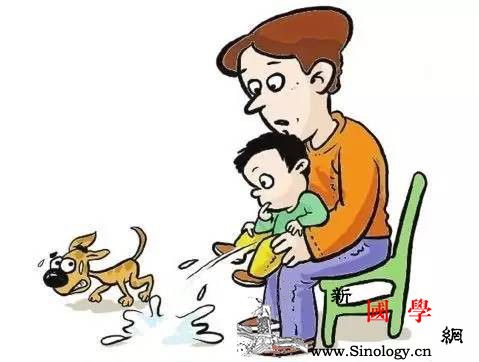 给娃把尿的后果很严重妈妈们一定要注意_尿盆-尿频-排尿-尿床-