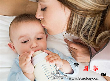 宝宝消化不良可以喝奶粉吗_母乳-水量-喂养-奶粉-