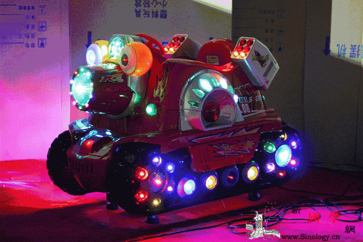 医生告诉你：孩子爱玩的摇摇车安全隐患大_岱山-雨花台-摇摇-经营-